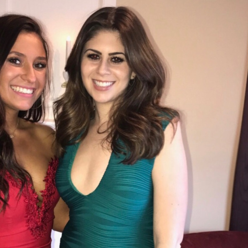 Meet your Posher, Danielle